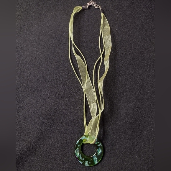 Glass Green Pendant Necklace - Picture 1 of 6